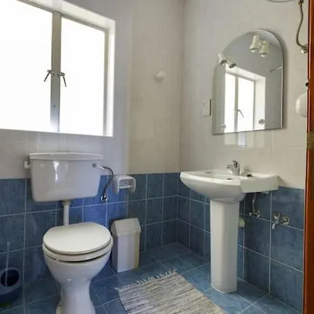 2 Bedrm Seaview Balluta Bay Apartment *
